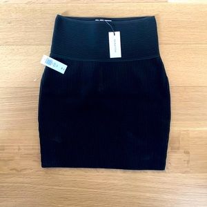 New Babaton Knit Straight Skirt - M
